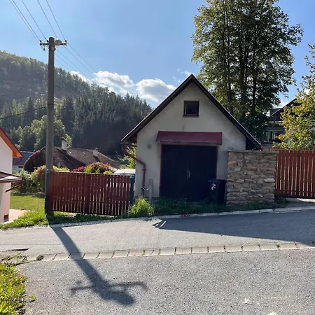 Holiday home Hrda Ves - Dum U Slunce Vir